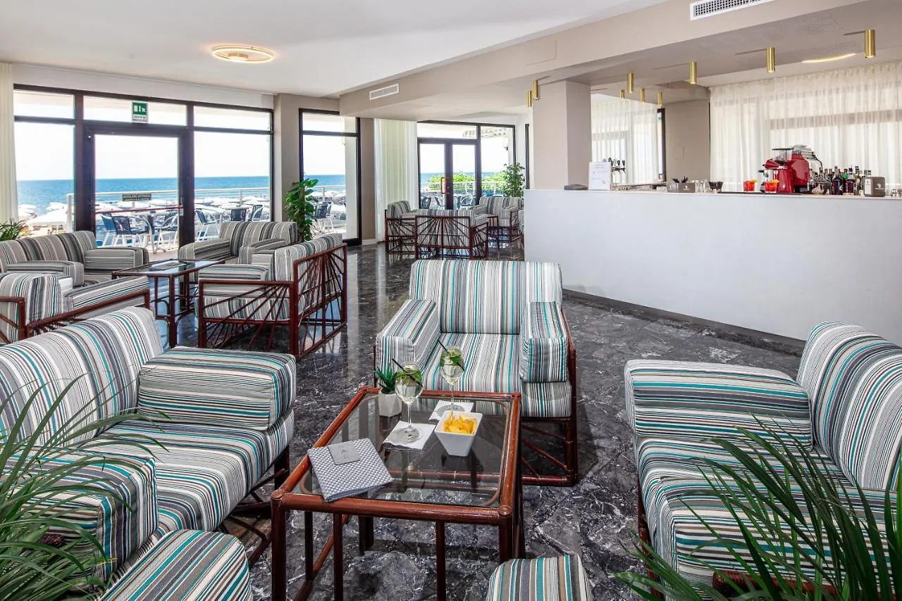 Hotel Condor Τζεσόλο Λίντο 3*,